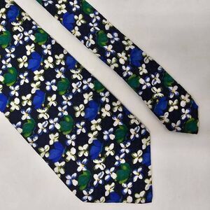 UNGARO PARIS SILK TIE BLUE WHITE GREEN FLORAL CHECKERBOARD SATIN TEXTURED 3.75"